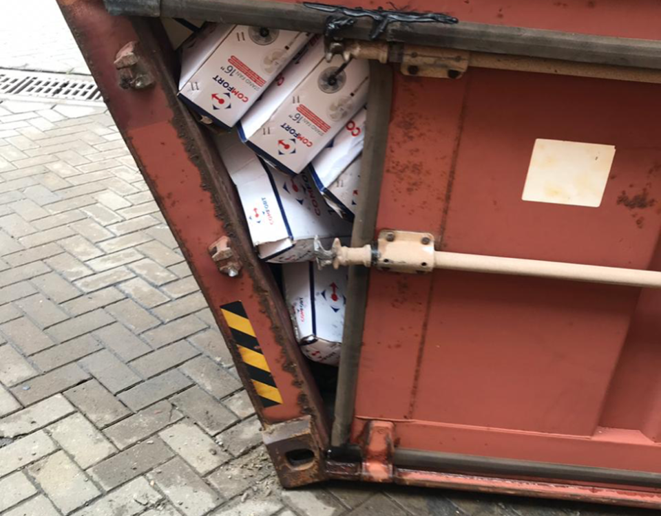 cargo damaged in container